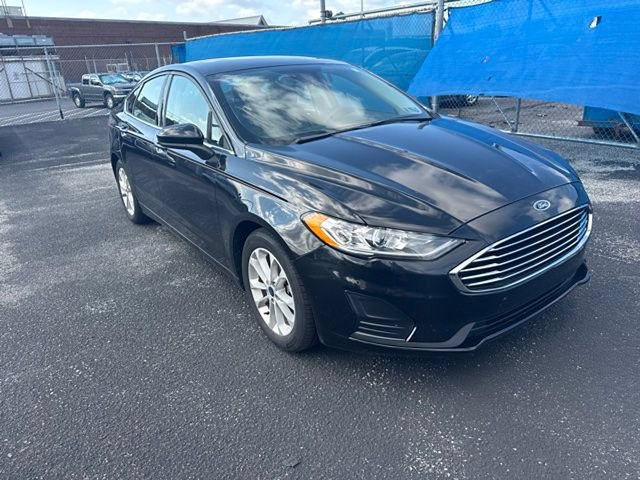 Certified 2020 Ford Fusion SE FWD image 3