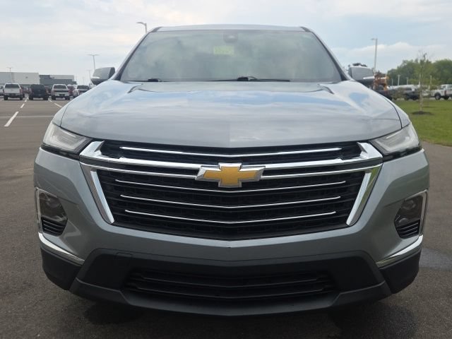 Used 2023 Chevrolet Traverse LT FWD image 3