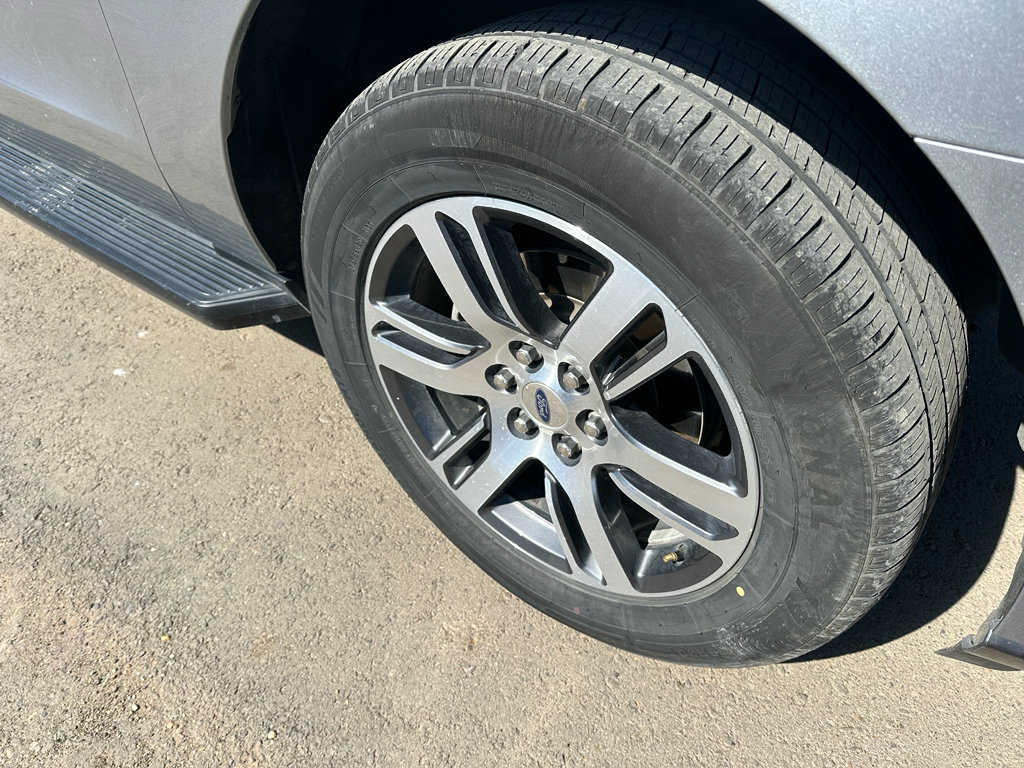 Certified 2024 Ford Expedition Max Limited AWD/4WD image 9