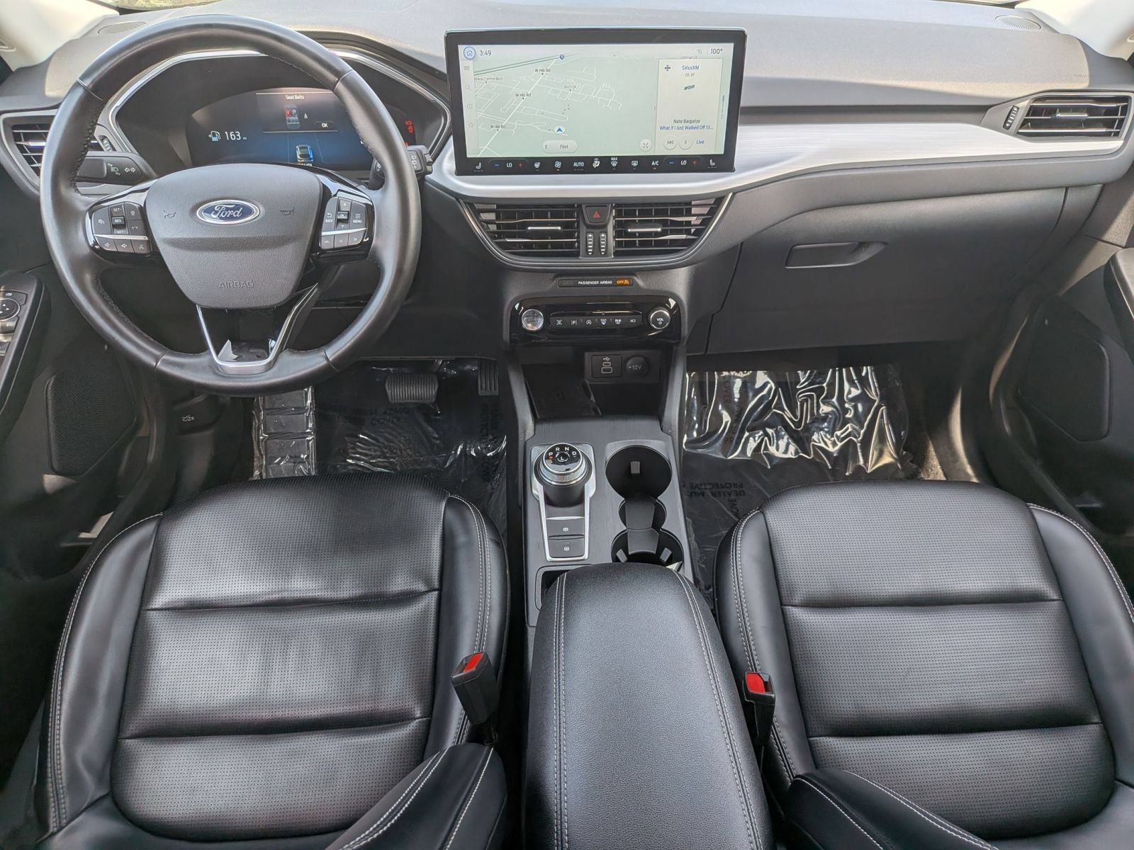 Certified 2024 Ford Escape Platinum AWD/4WD image 28