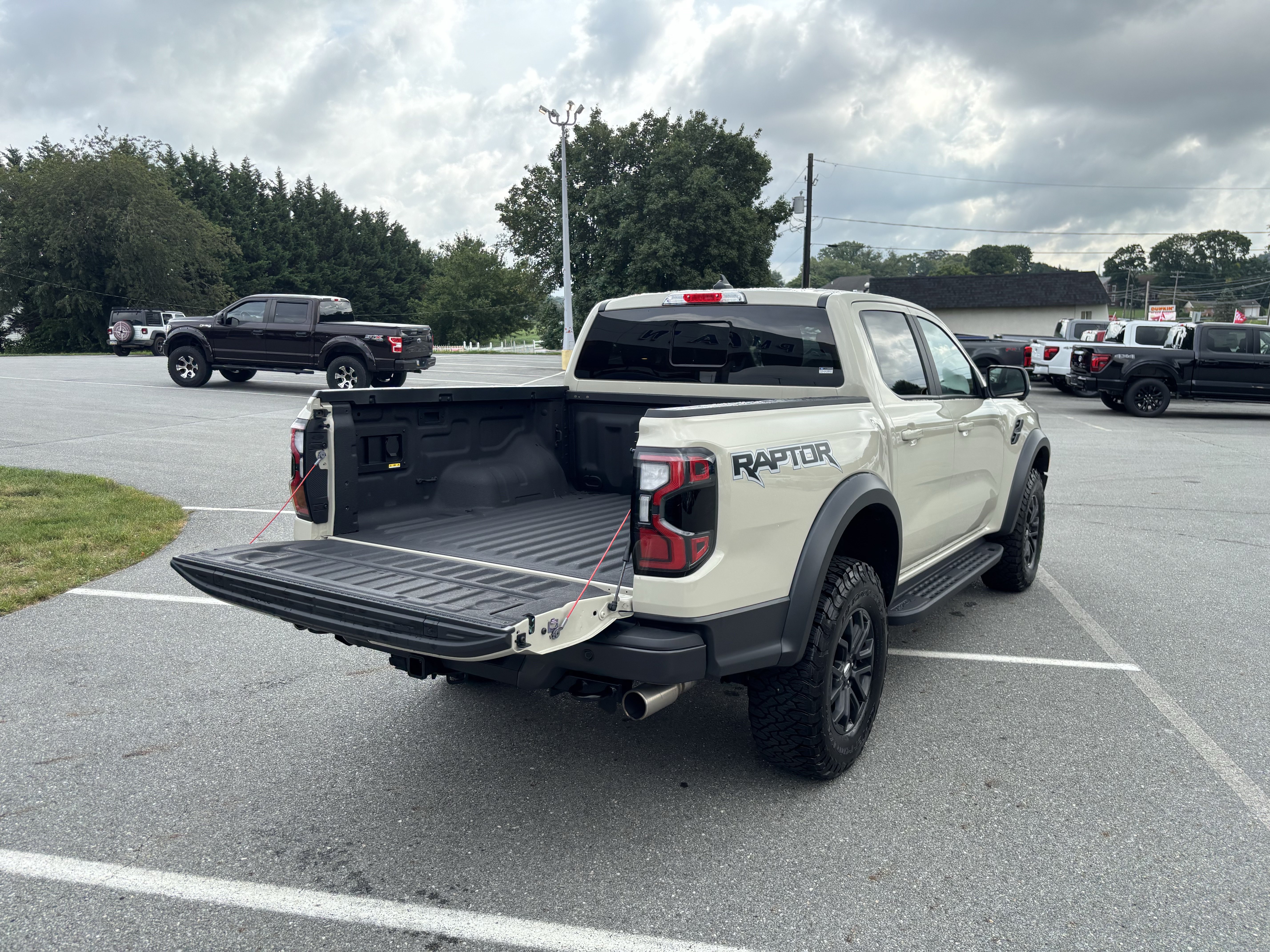 Certified 2025 Ford Ranger Raptor AWD/4WD image 29