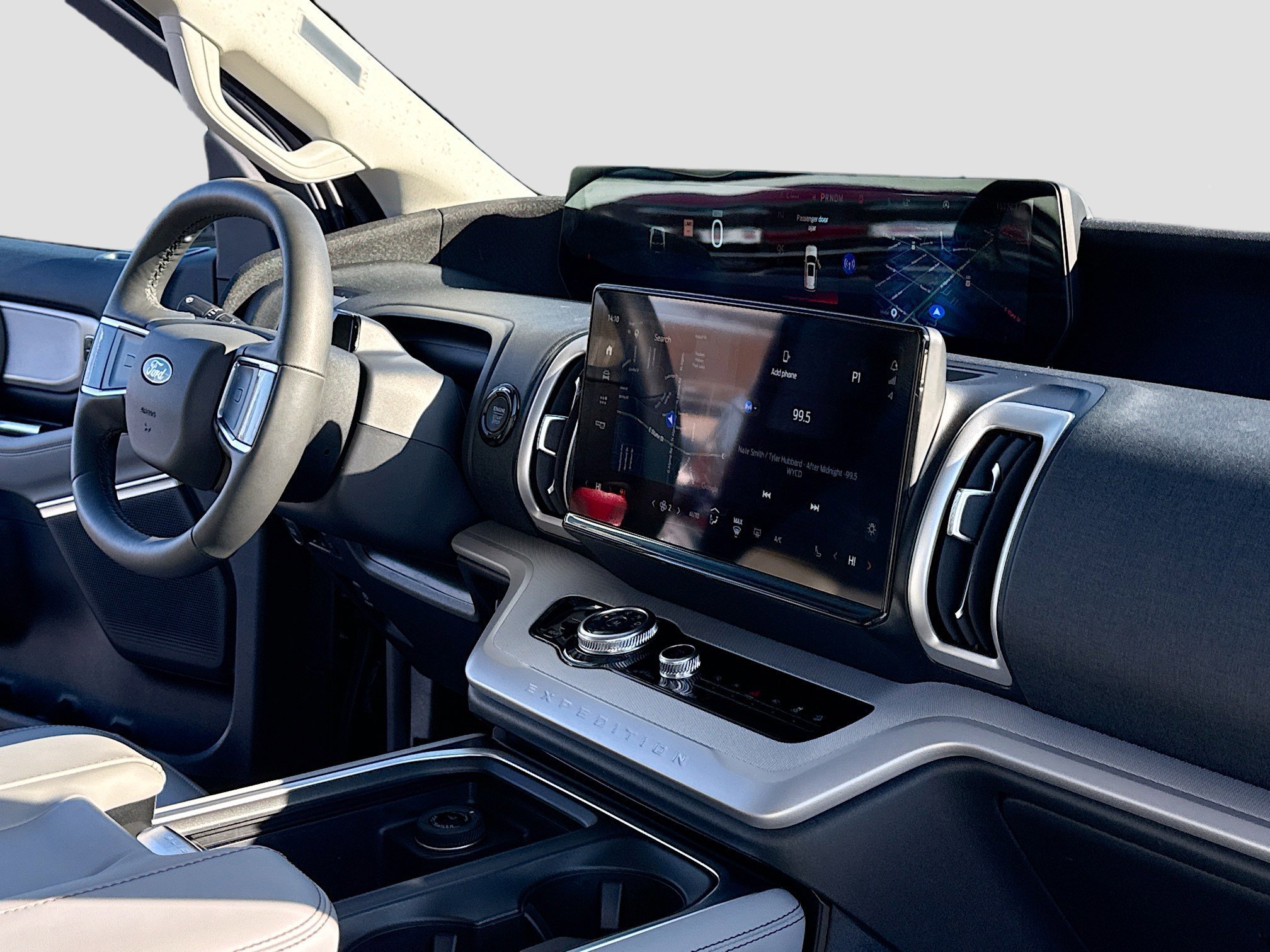 Certified 2025 Ford Expedition Active image 8