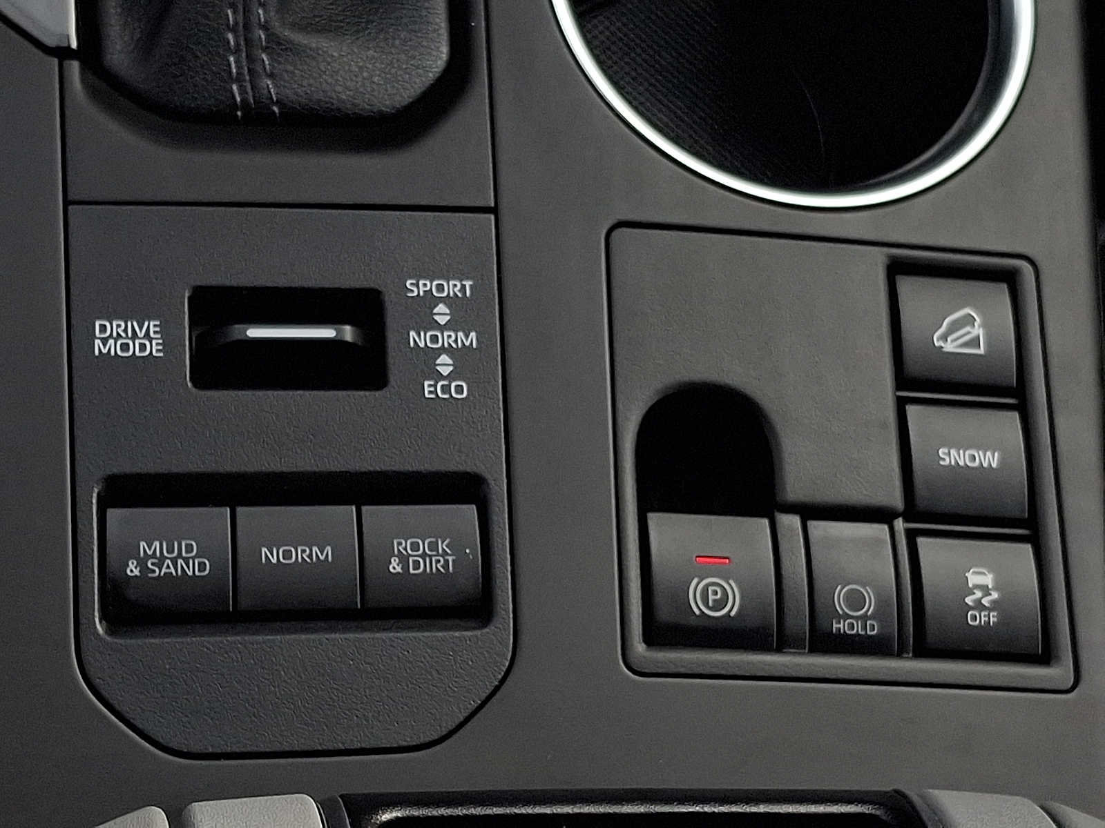 Used 2023 Toyota Highlander XLE AWD/4WD image 25