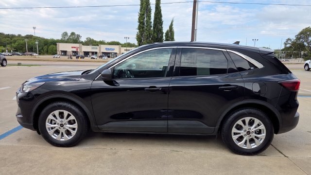 Certified 2024 Ford Escape Active FWD image 14