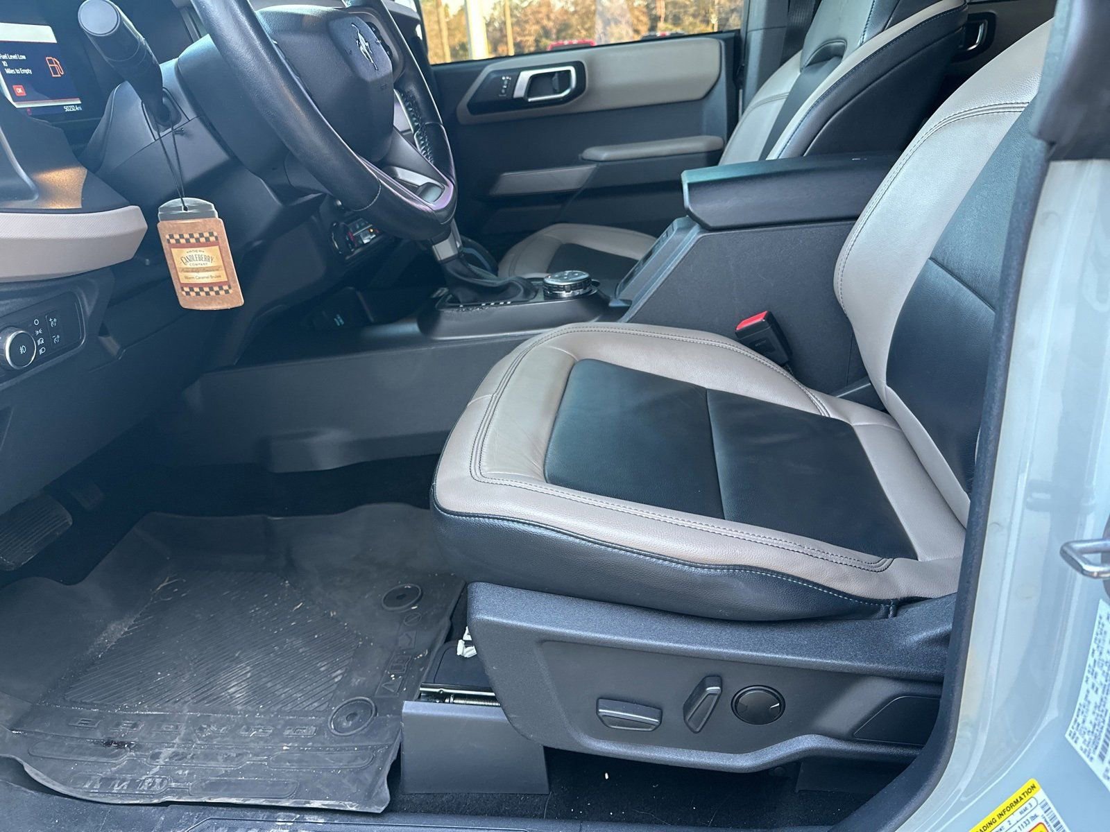 Certified 2022 Ford Bronco Wildtrak image 17