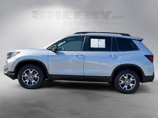 Used 2022 Honda Passport TrailSport image 16