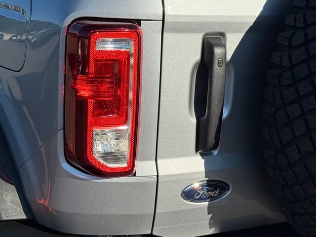 Certified 2023 Ford Bronco Big Bend w/ Sasquatch Package AWD/4WD image 28