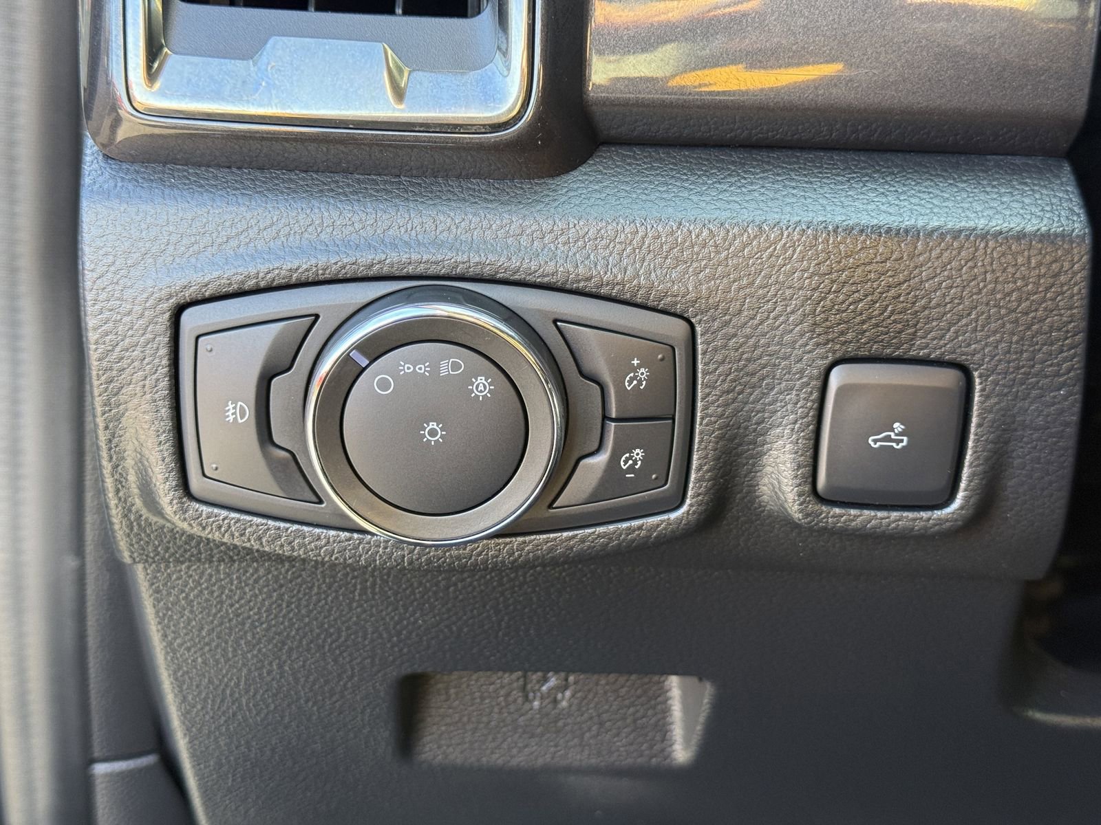 Certified 2022 Ford Ranger Lariat w/ Equipment Group 501A High image 26