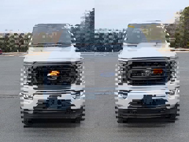 Certified 2022 Ford F150 XLT w/ Equipment Group 302A High image 9