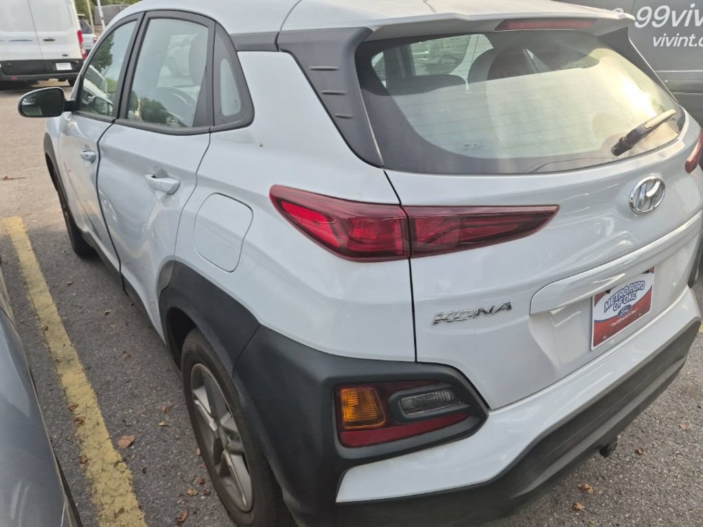 Used 2021 Hyundai Kona SE FWD image 8