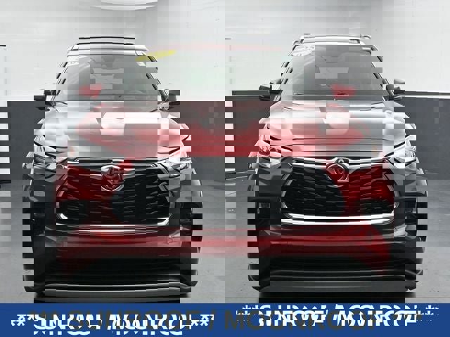 Used 2025 Toyota Highlander Platinum AWD/4WD image 23
