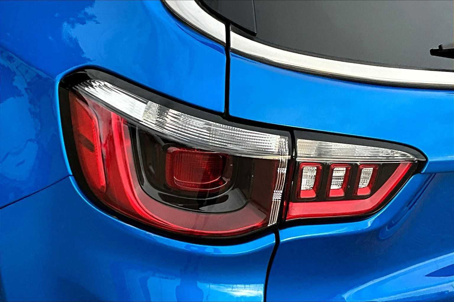 Used 2024 Jeep Compass Latitude w/ Convenience Group image 28