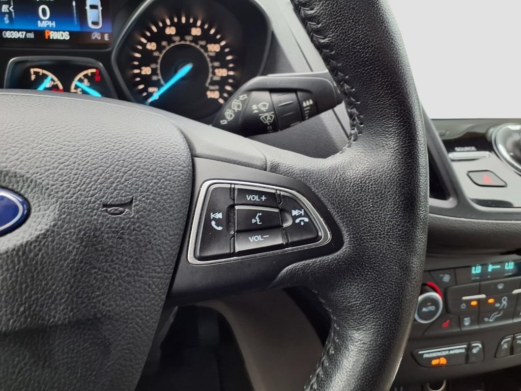 Certified 2019 Ford Escape Titanium AWD/4WD image 19