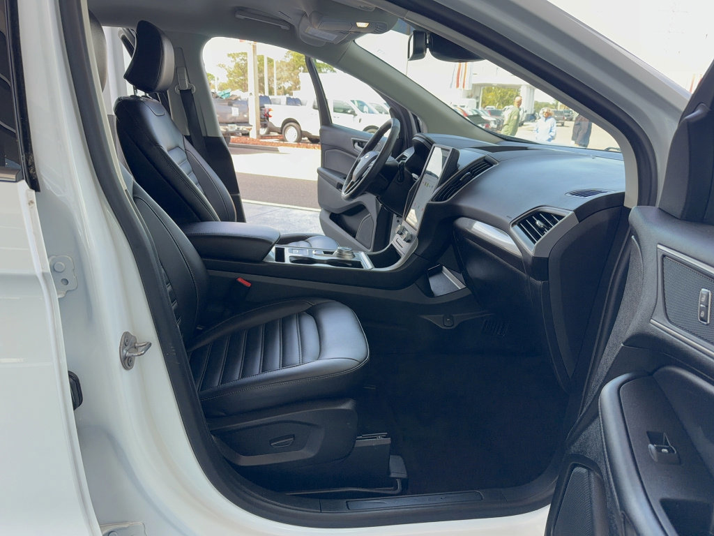Certified 2024 Ford Edge SEL w/ Convenience Package image 14
