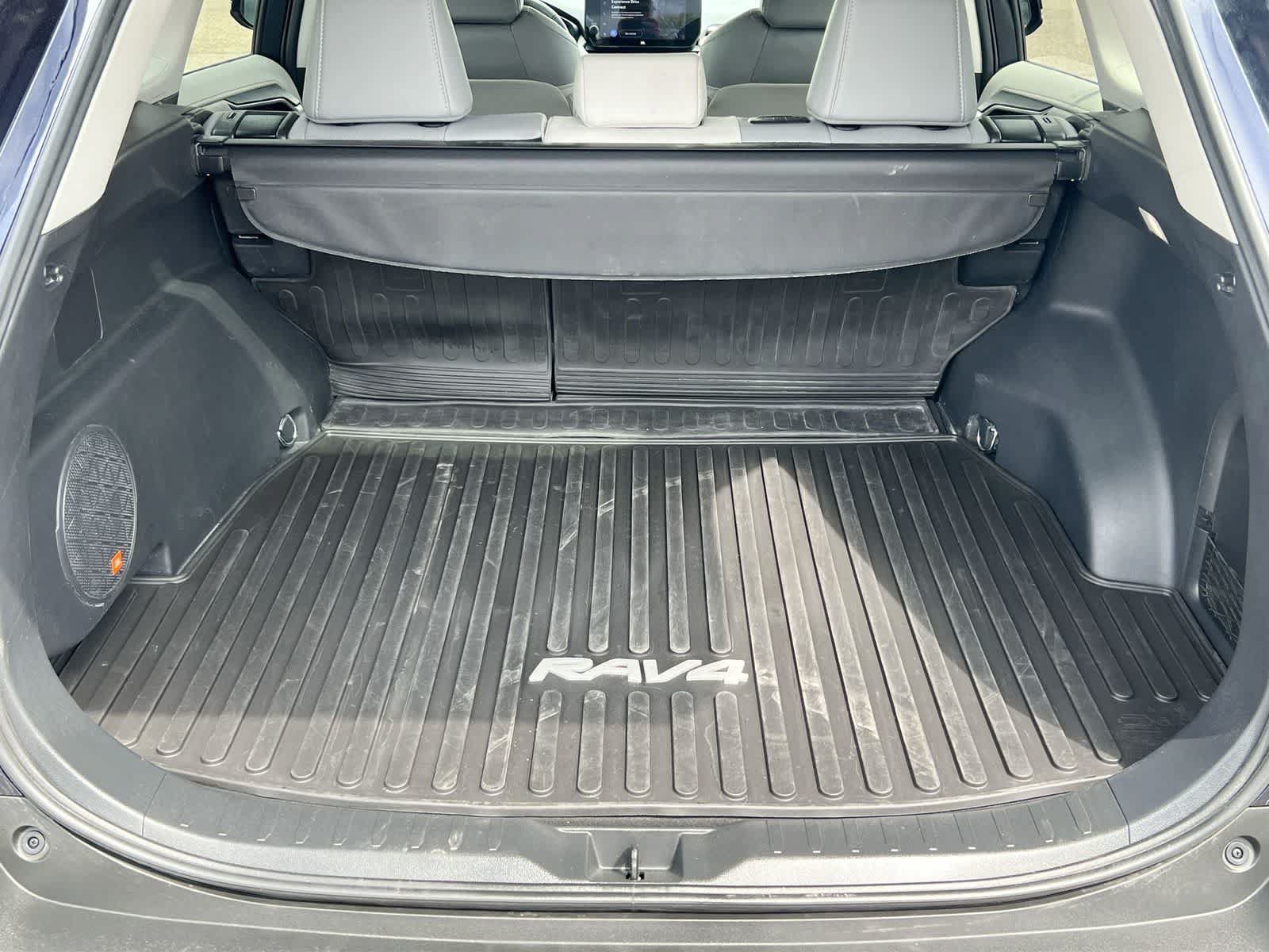 Used 2024 Toyota RAV4 Limited w/ Weather Package AWD/4WD image 33