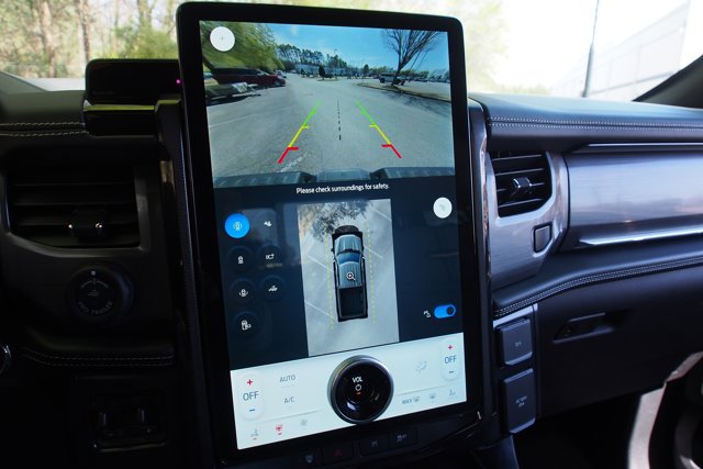 Certified 2025 Ford F150 Lightning Platinum image 29