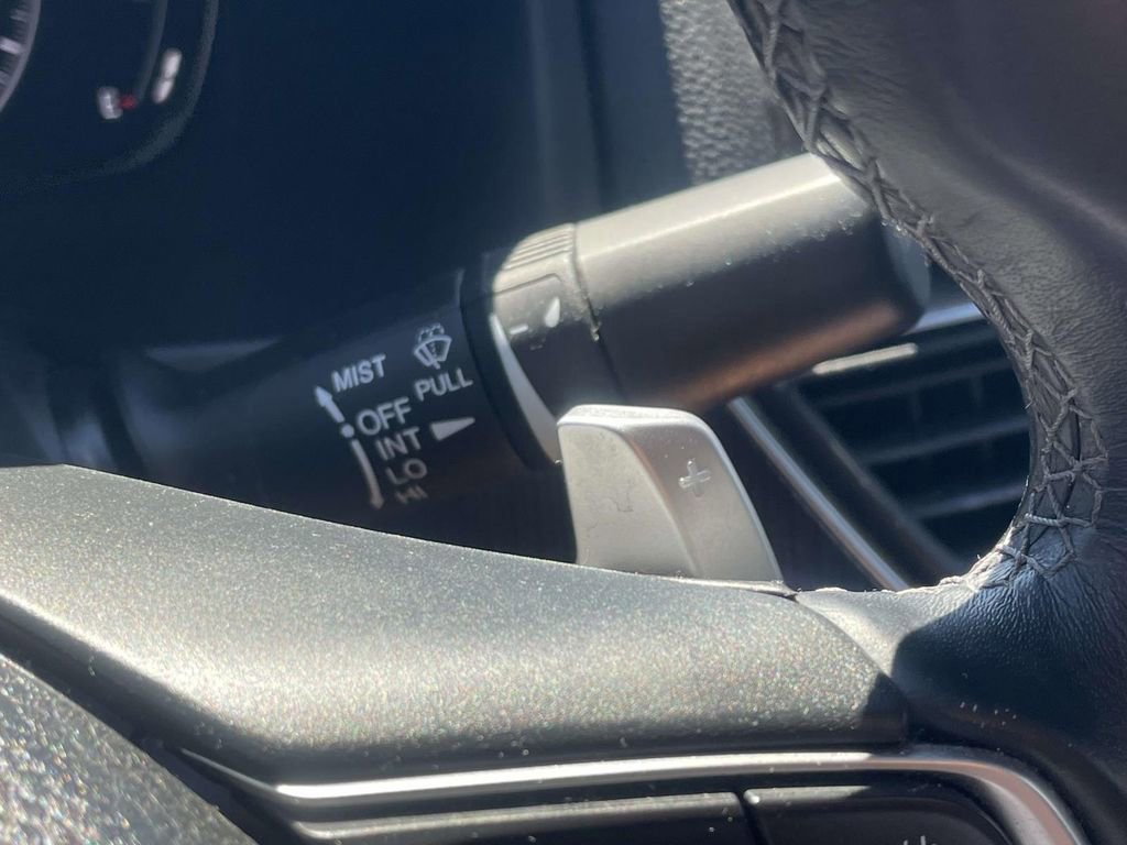 Used 2018 Honda Accord Sport image 12