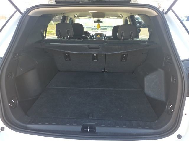 Used 2019 Chevrolet Equinox LT image 12