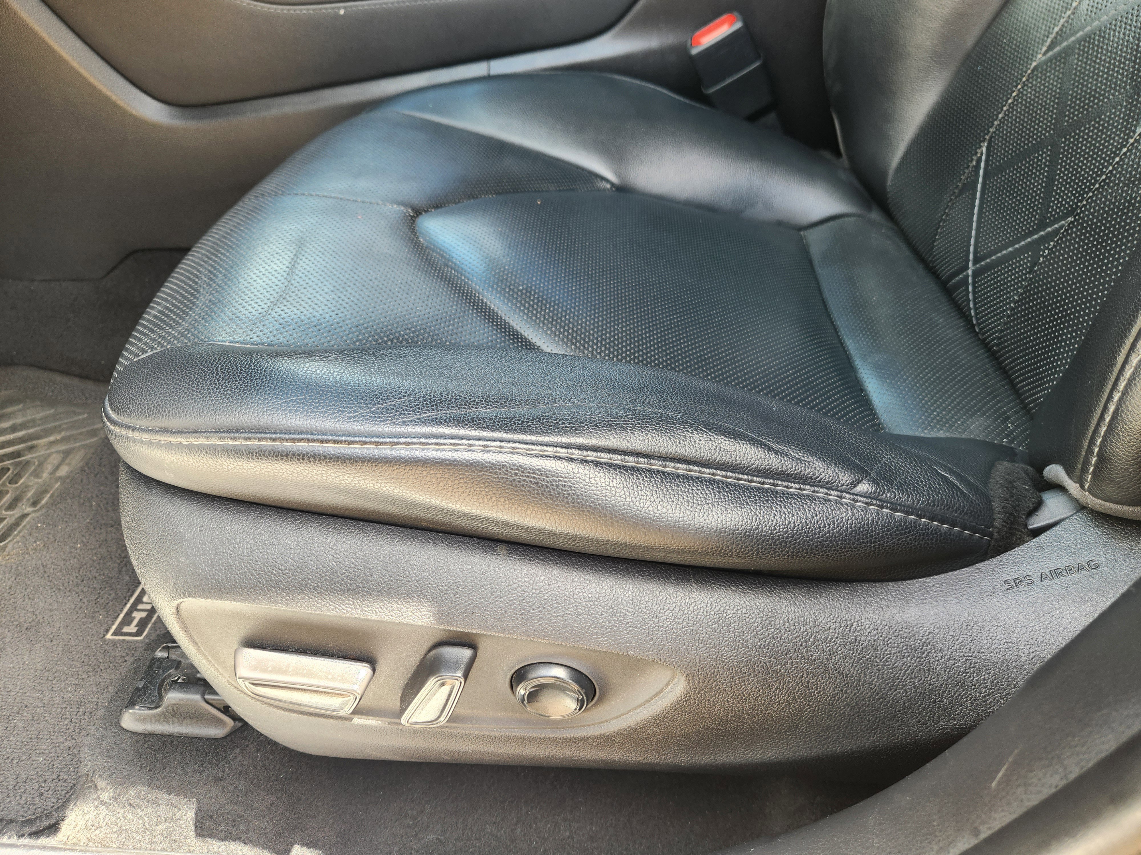 Used 2020 Toyota Highlander Platinum FWD image 18