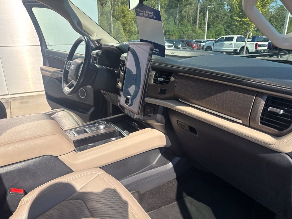 Certified 2022 Ford Expedition Limited RWD image 30