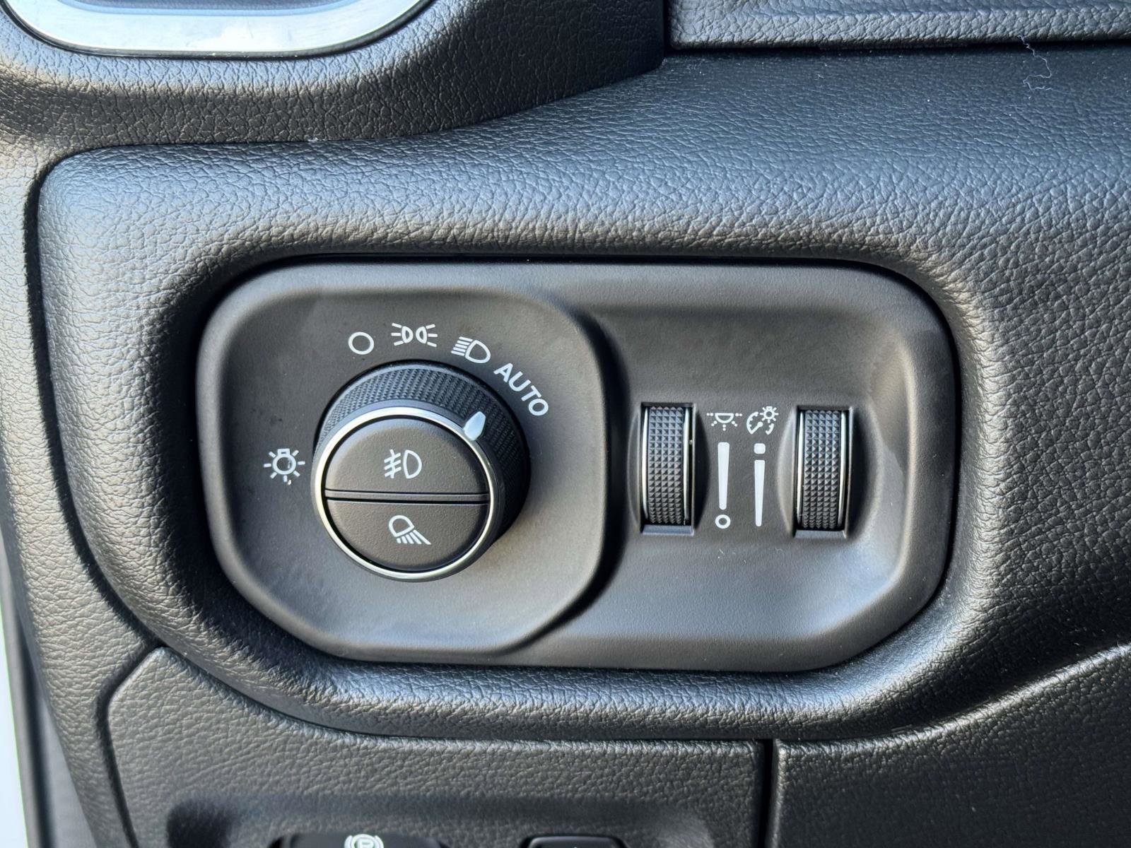 Used 2025 RAM 1500 Big Horn image 18