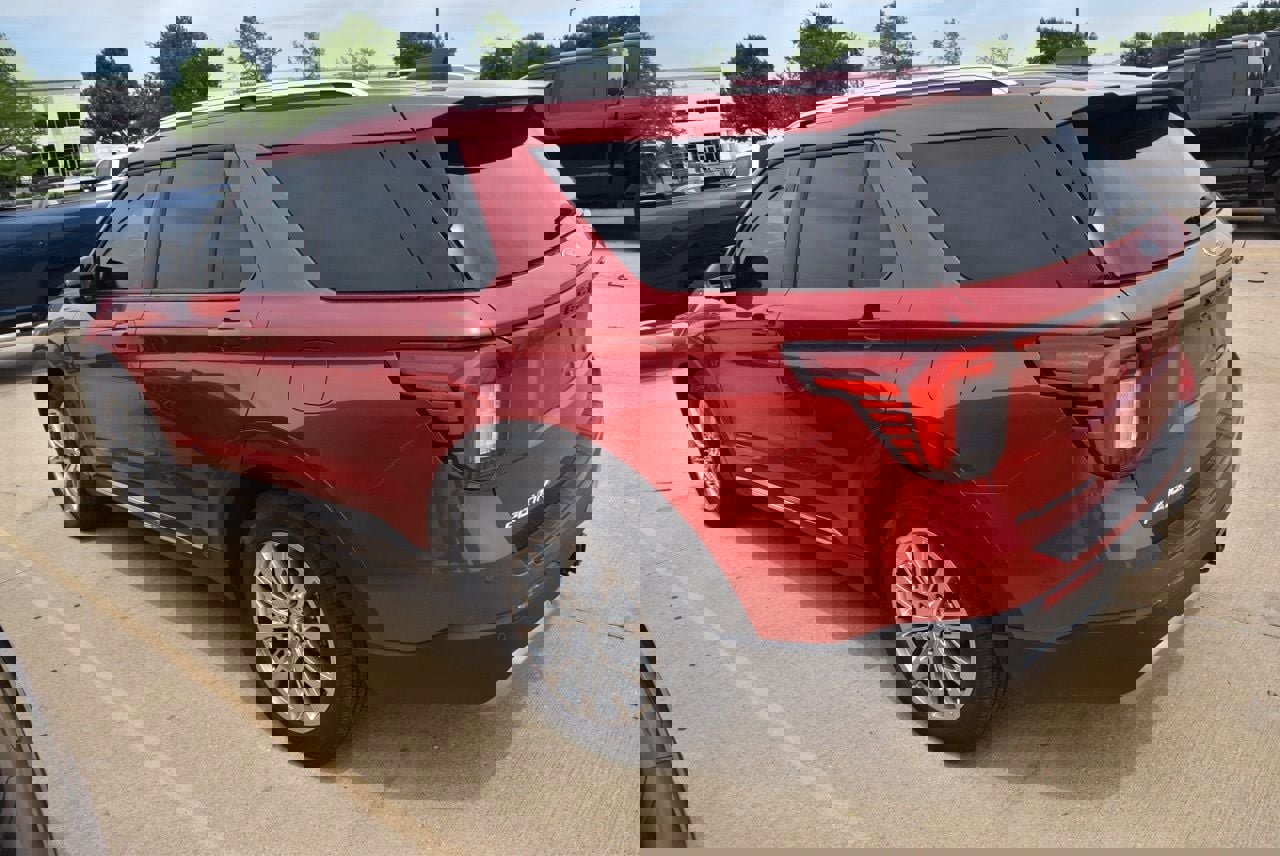 Certified 2025 Ford Explorer Platinum image 7