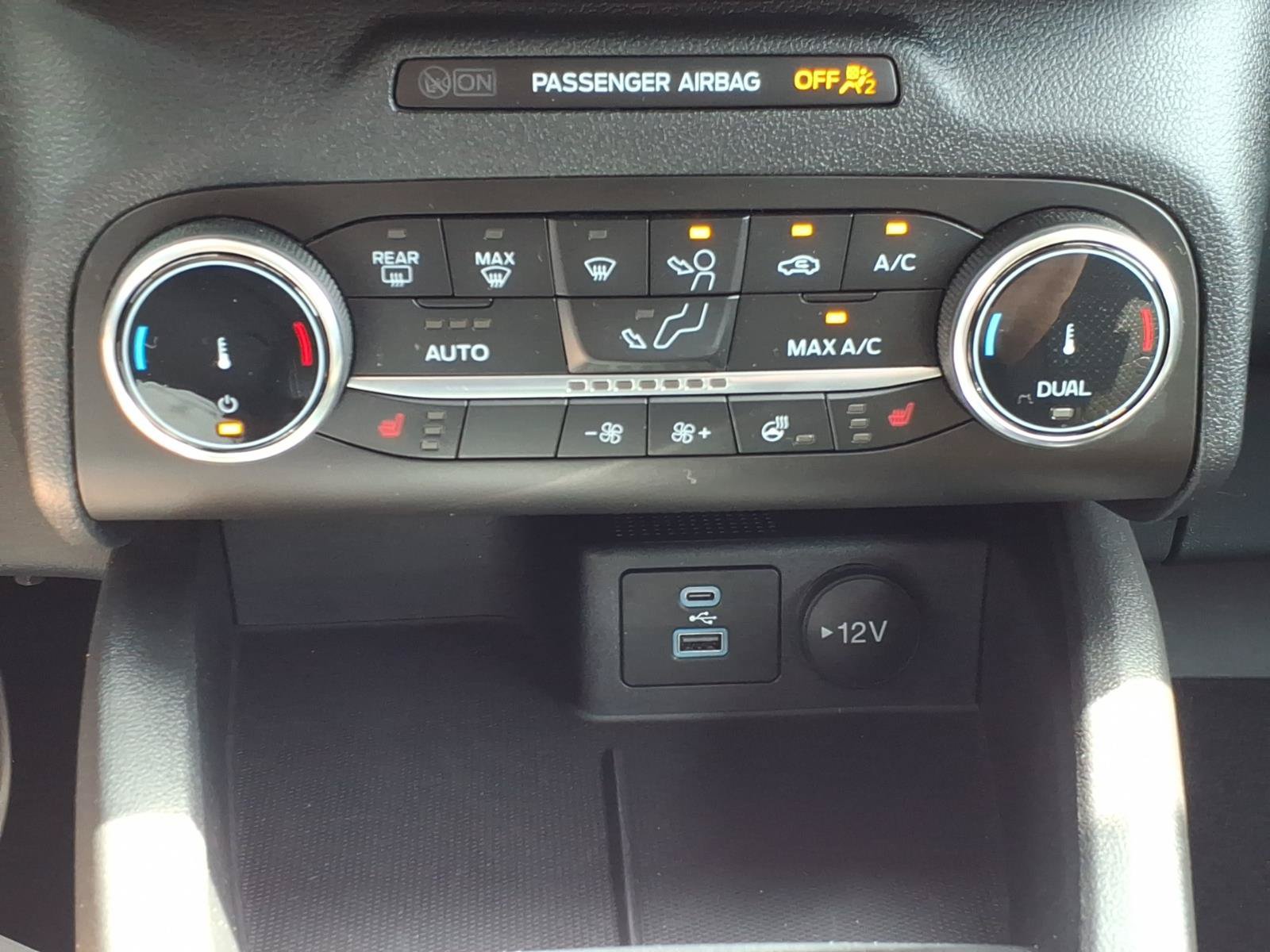 Certified 2023 Ford Escape Active AWD/4WD image 18
