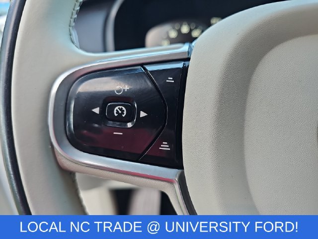 Used 2017 Volvo XC90 T6 Momentum w/ Vision Package AWD/4WD image 17