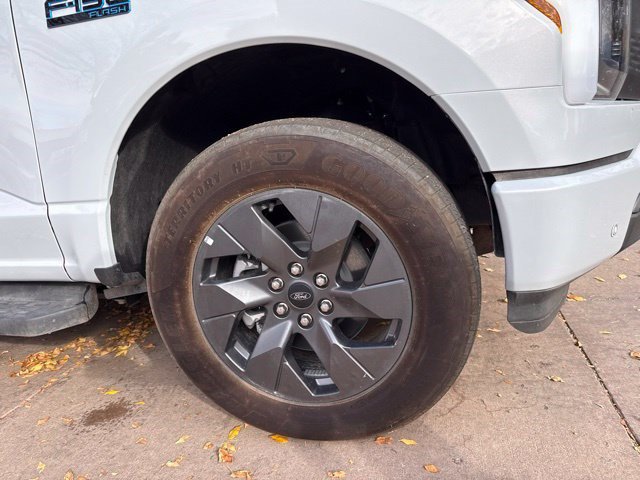 Certified 2025 Ford F150 Lightning Flash AWD/4WD image 5