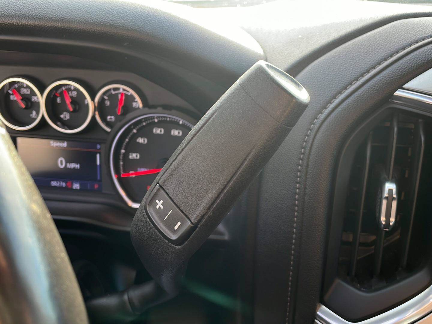Used 2020 Chevrolet Silverado 1500 RST w/ All-Star Edition AWD/4WD image 18