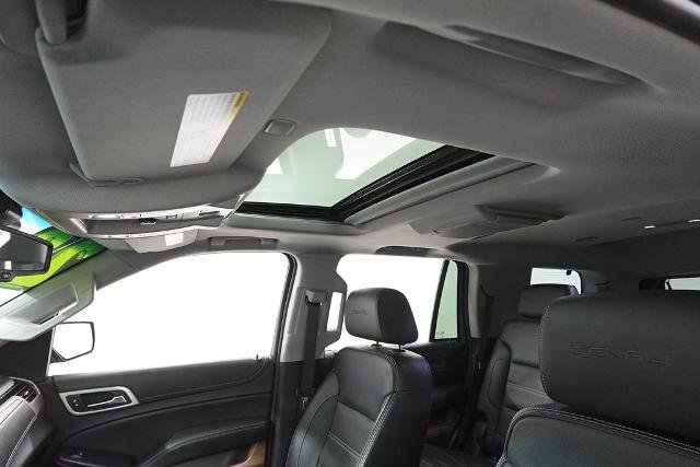 Used 2020 GMC Yukon Denali w/ Denali Ultimate Black Edition image 13
