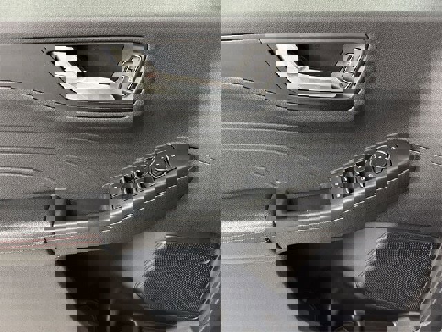 Certified 2022 Ford Escape SEL w/ SEL Stealth AWD Package image 5