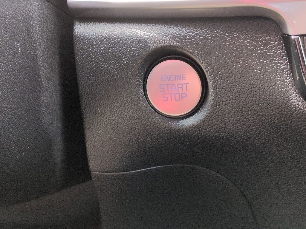 Used 2025 Kia Sorento S w/ Panoramic Sunroof Package image 15