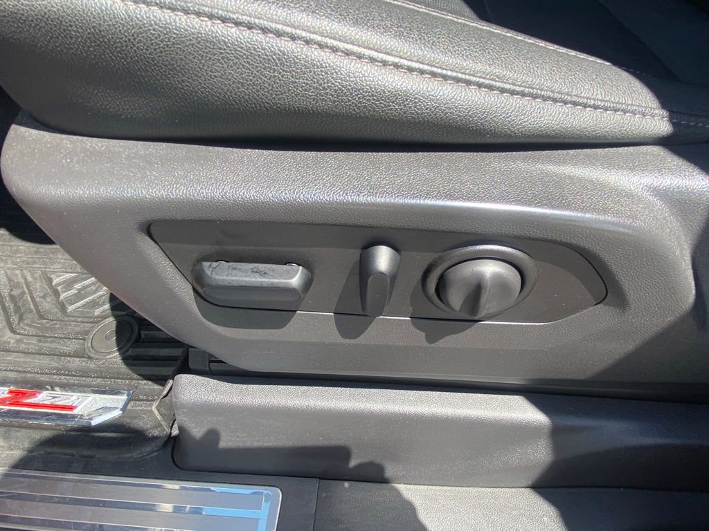 Used 2021 Chevrolet Silverado 1500 LTZ AWD/4WD image 10