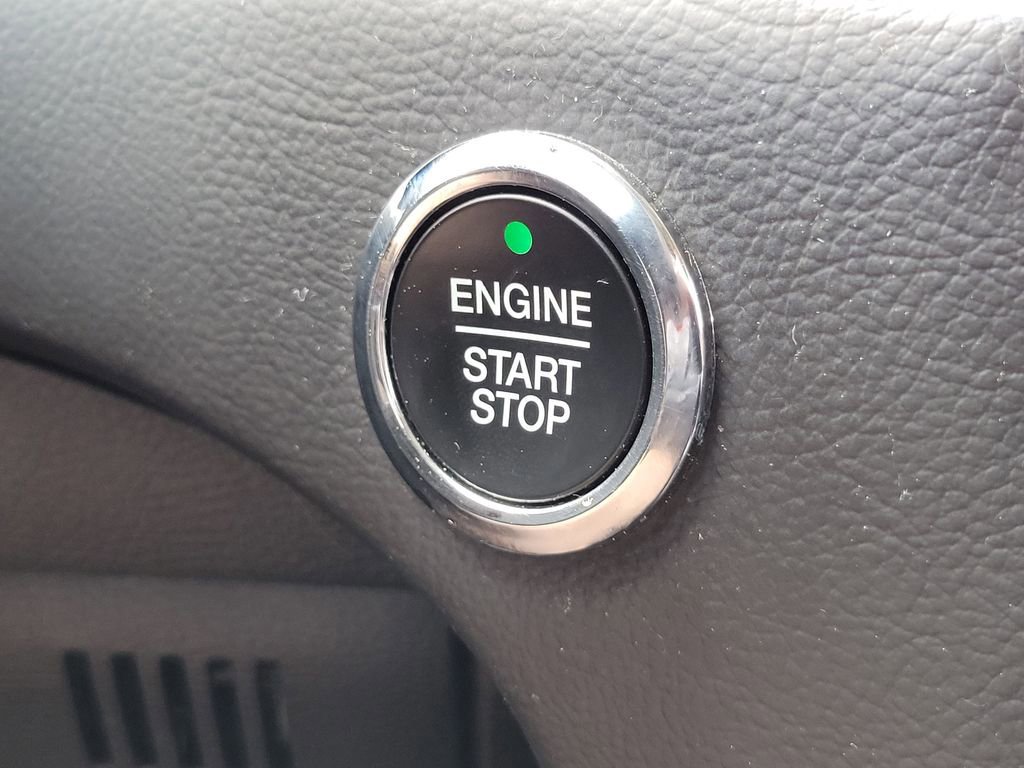 Certified 2024 Ford Edge SE image 34