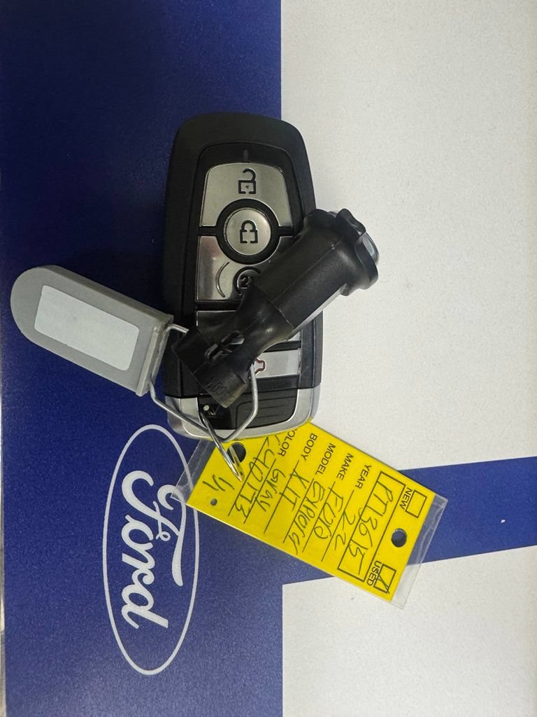 Certified 2022 Ford Explorer XLT w/ Equipment Group 202A AWD/4WD image 12
