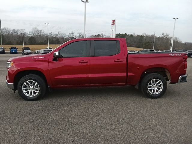 Used 2022 Chevrolet Silverado 1500 LT w/ Protection Package image 4