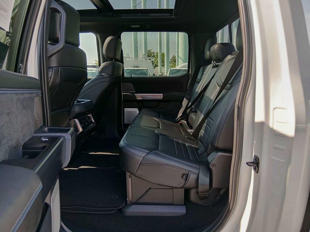 Certified 2025 Ford F350 Platinum AWD/4WD image 15