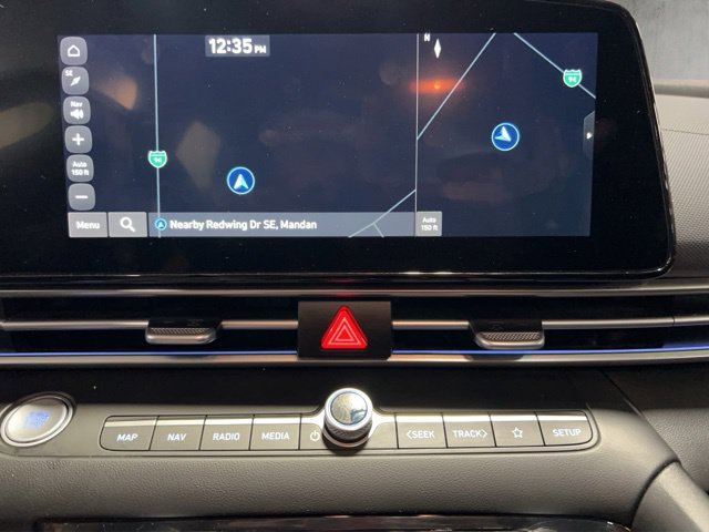 Used 2025 Hyundai Elantra SEL FWD image 9
