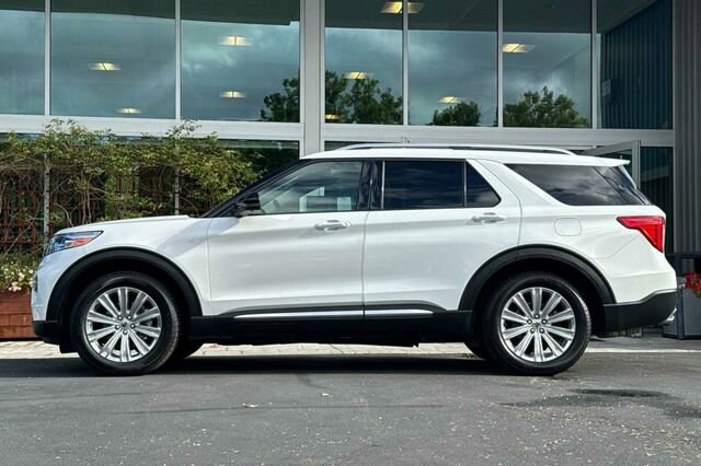 Certified 2021 Ford Explorer Limited w/ Equipment Group 301A AWD/4WD image 7