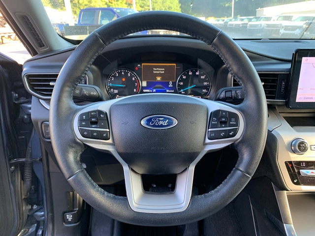 Certified 2021 Ford Explorer XLT w/ Equipment Group 202A AWD/4WD image 23