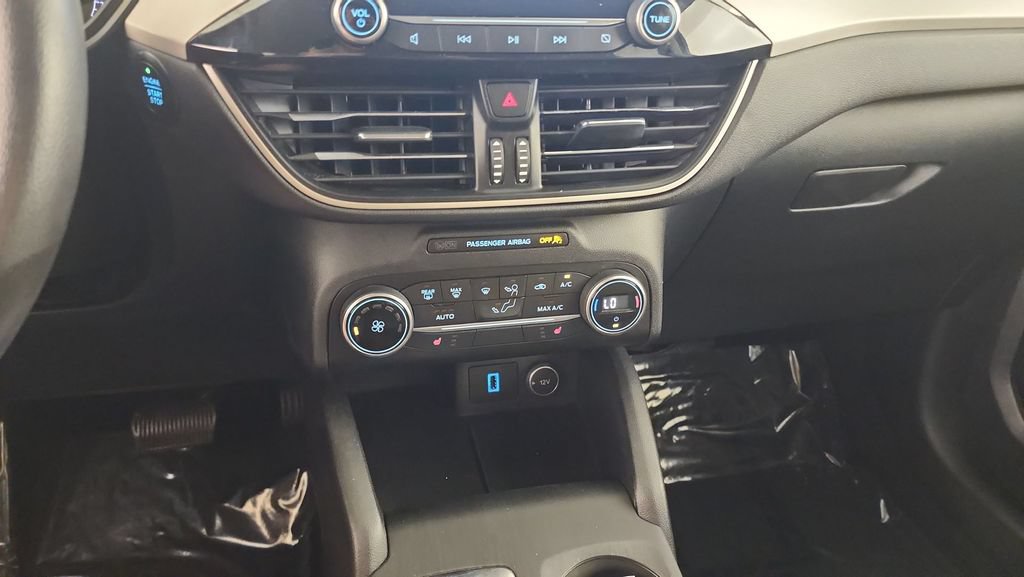 Certified 2020 Ford Escape SE AWD/4WD image 16