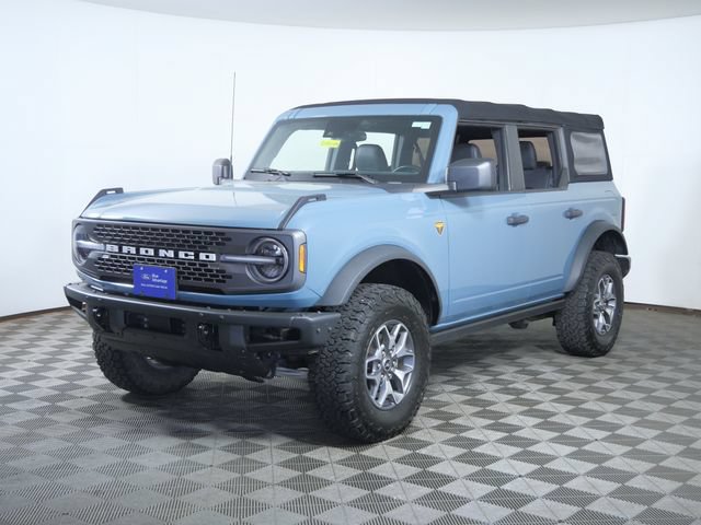 Certified 2022 Ford Bronco Badlands AWD/4WD image 2