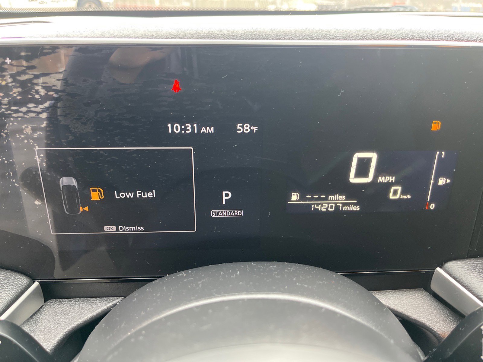 Used 2025 Nissan Kicks S w/ Charging Package image 7