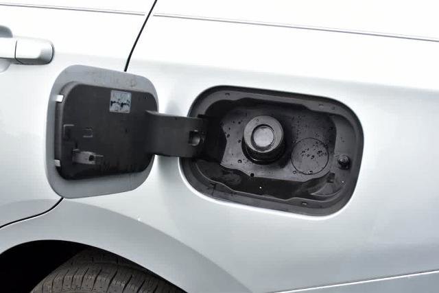 Used 2020 Chevrolet Equinox LT image 14