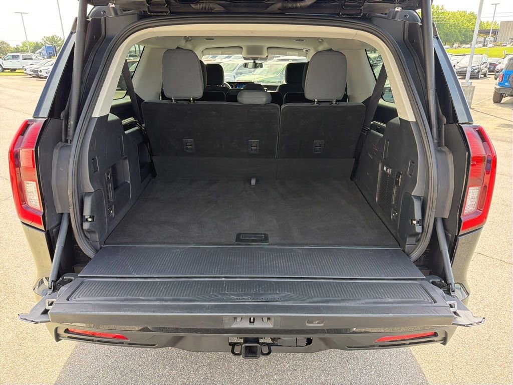 Certified 2025 Ford Expedition Max Active AWD/4WD image 18