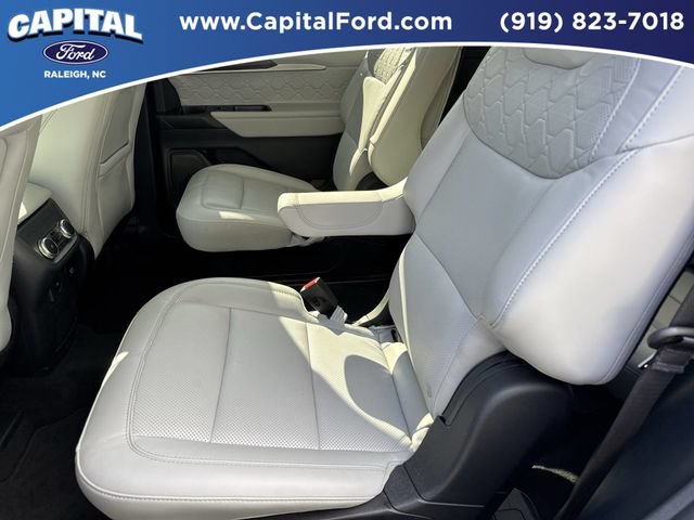 Certified 2025 Ford Explorer Platinum w/ Ultimate Package RWD image 18