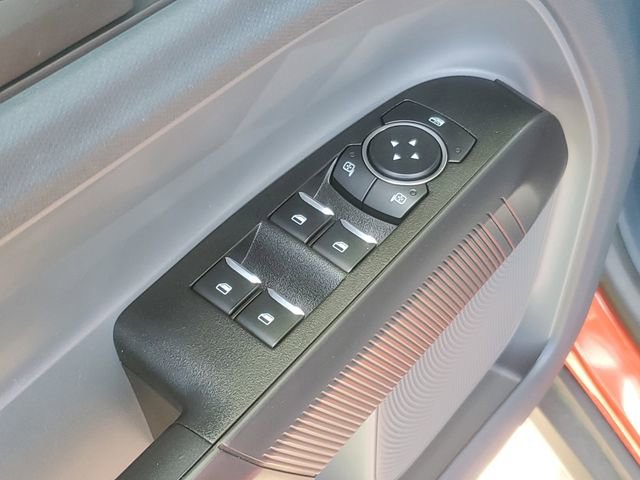 Certified 2024 Ford Maverick Lariat w/ Black Appearance Package FWD image 9