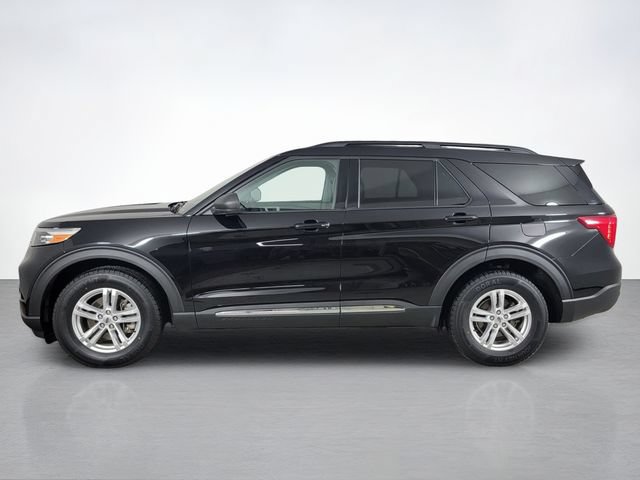 Certified 2023 Ford Explorer XLT w/ Equipment Group 202A AWD/4WD image 6