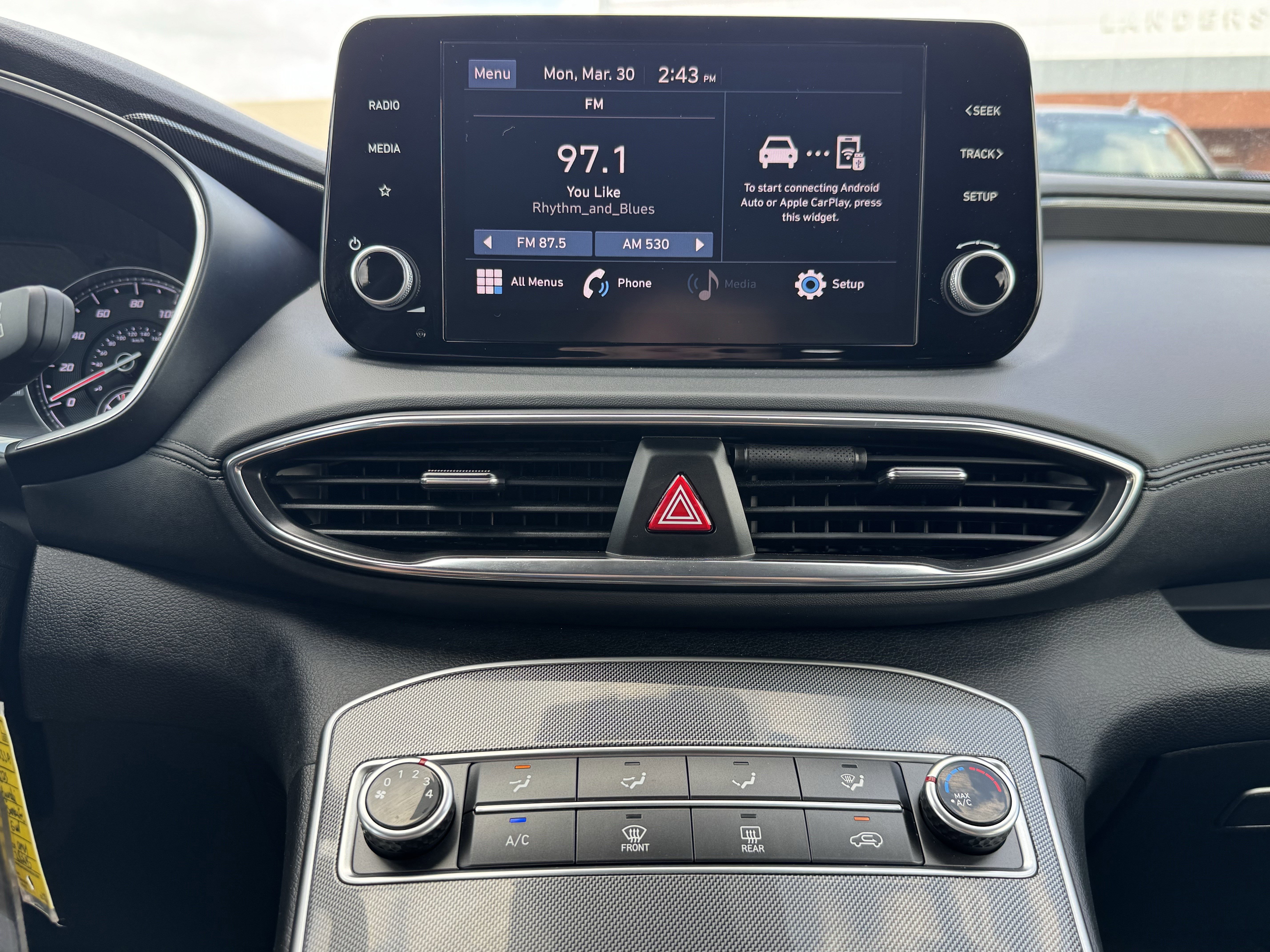 Used 2023 Hyundai Santa Fe SE w/ Cargo Package image 19